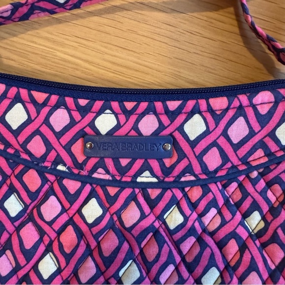VERA BRADLEY Katalina Pink Quilted Crossbody VGUC - Picture 2 of 4